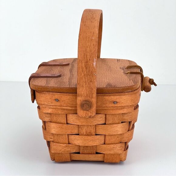 Vintage 1993 Longaberger Kiddie Purse Basket with Lid and Toggle Closure - Picture 3 of 11